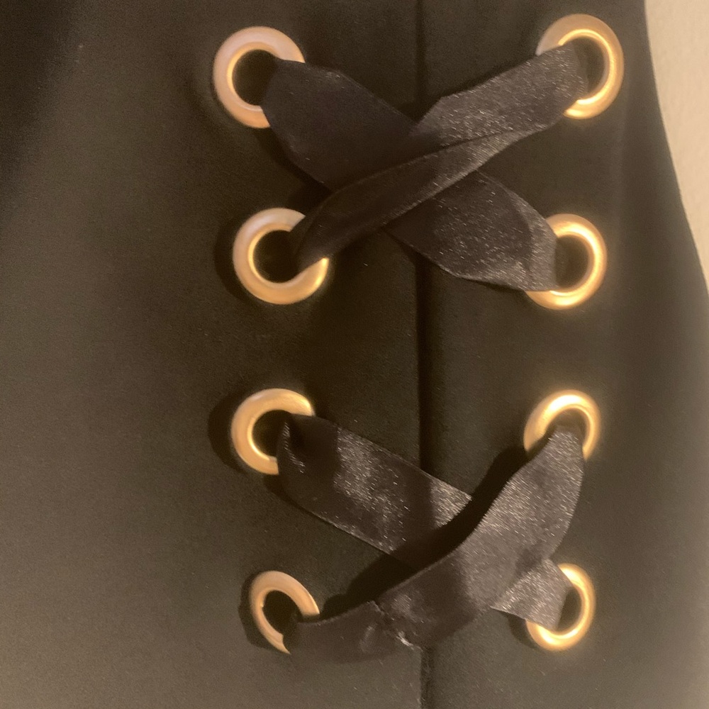 LBD - Picture 2 of 3